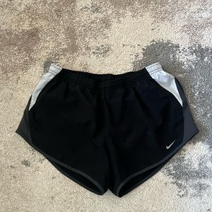 Nike Women's Medium Black Dri-Fit Shorts